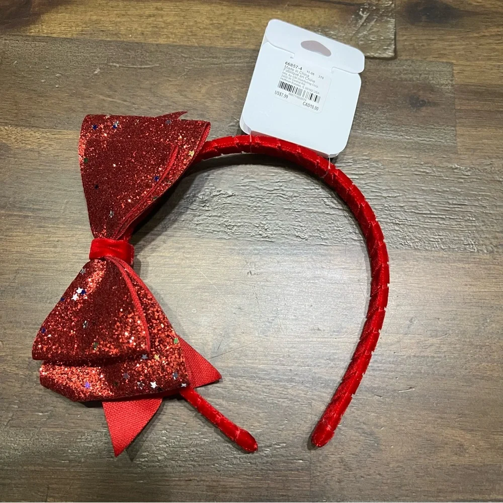 Claires claire’s red